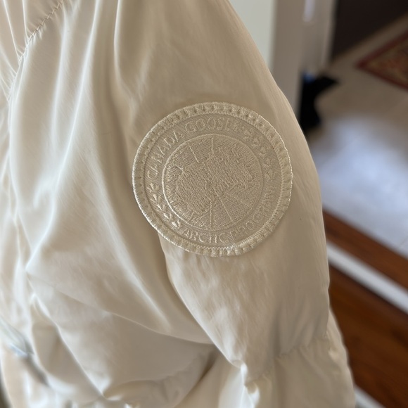Canada Goose Women’s NWT Marlow Parka North Star White Medium - Picture 7 of 12